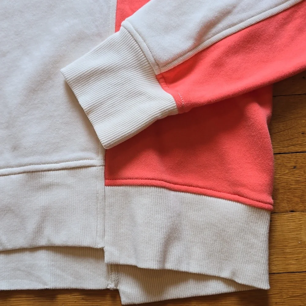 Evereve, Coral & Cream Colorblock Sweatshirt, Drop Shoulders, EUC, Women's S - Picture 8 of 12